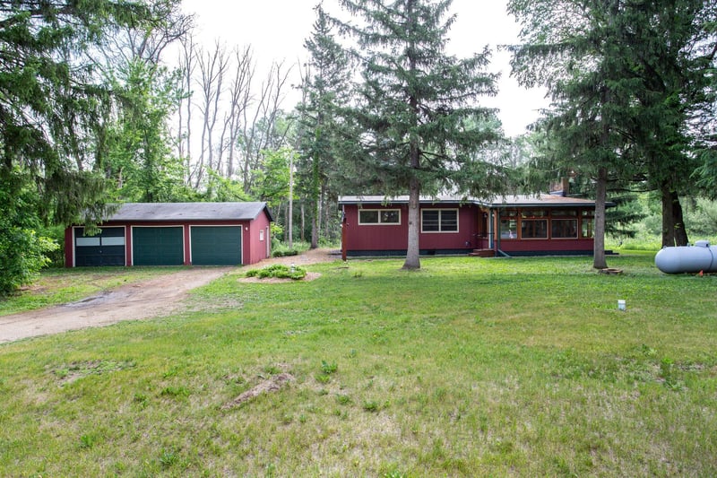 N8514 850th St, River Falls, WI 54022