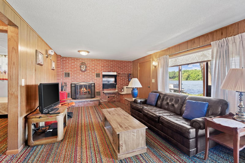 10525 Grunwald Ave NW, Maple Lake, MN 55358