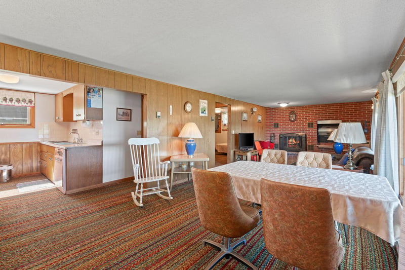 10525 Grunwald Ave NW, Maple Lake, MN 55358