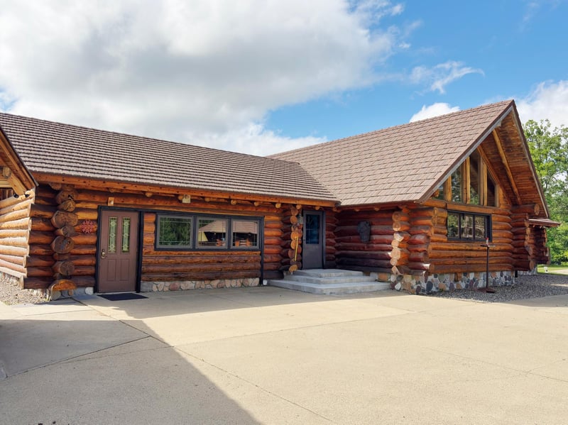 12207 110th St, Menahga, MN 56464