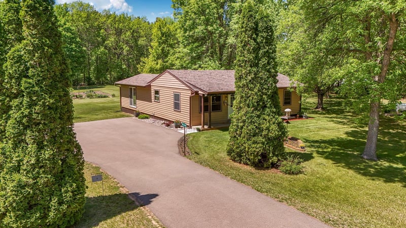 37713 190th Ave, Avon, MN 56310