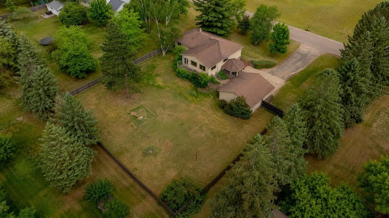 1505 8th St NE, Staples, MN 56479