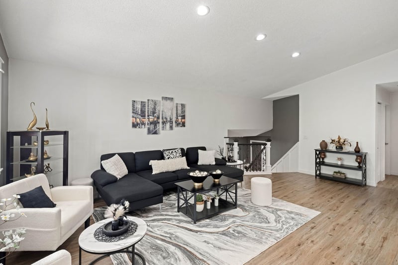 7712 N College Park Dr, Brooklyn Park, MN 55445