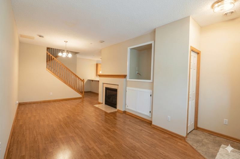 1591 Woodlynn Ave #2, Maplewood, MN 55109