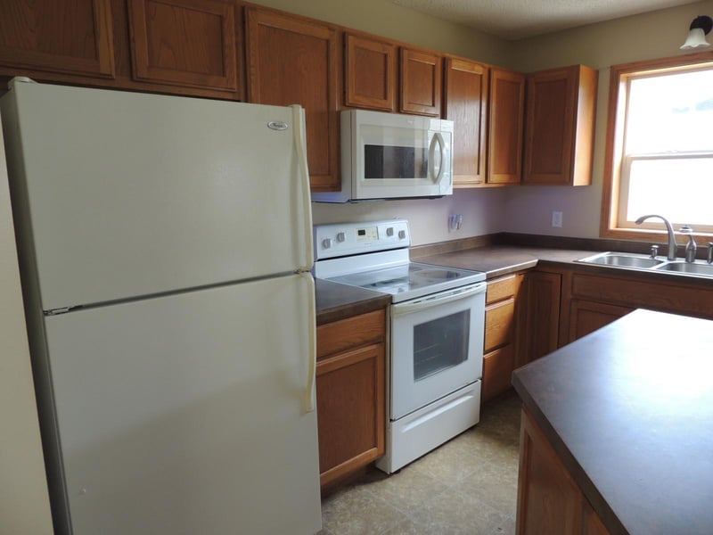 10442 64th Ln NE, Albertville, MN 55301