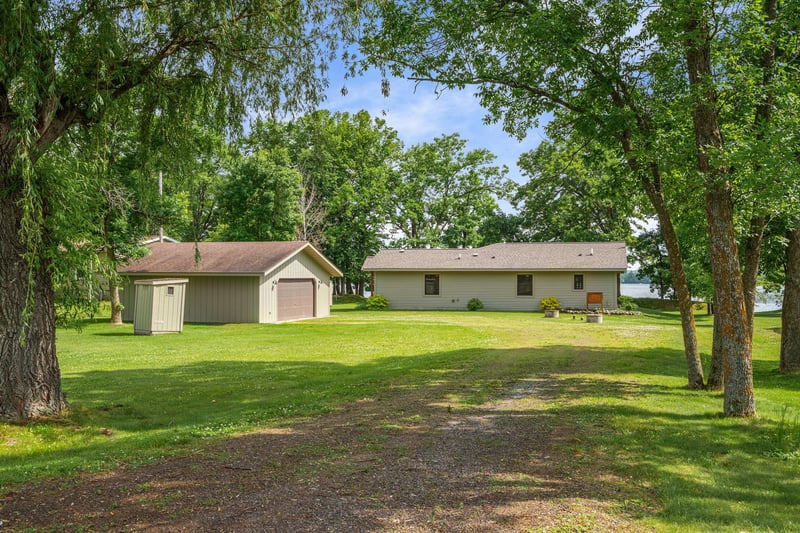 9559 N Mudhen Lake Dr, Siren, WI 54872