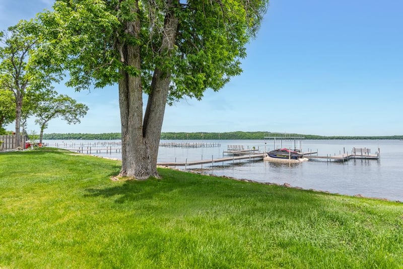 10442 Gull Point Rd, East Gull Lake, MN 56401