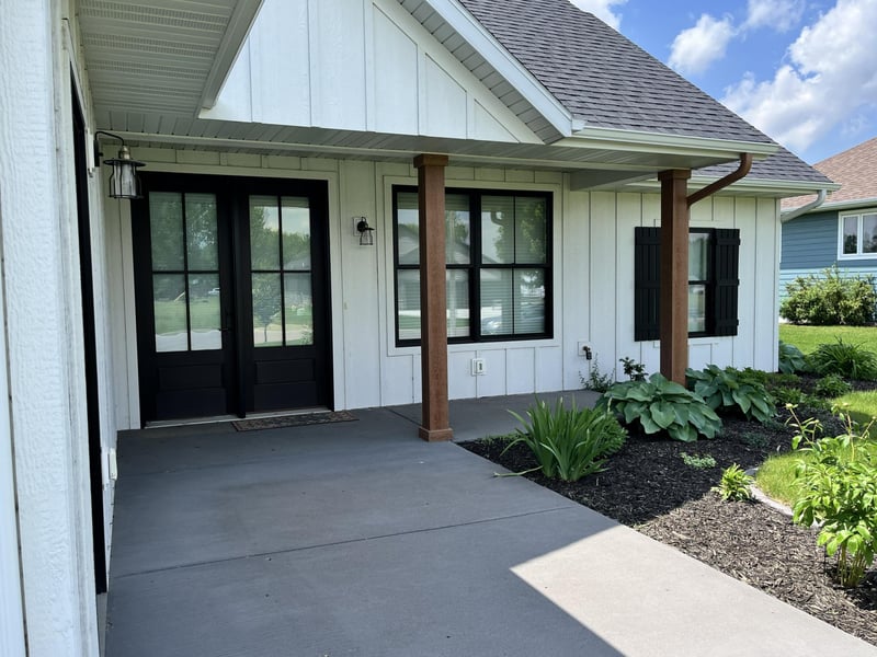 721 St James Cir, Litchfield, MN 55355