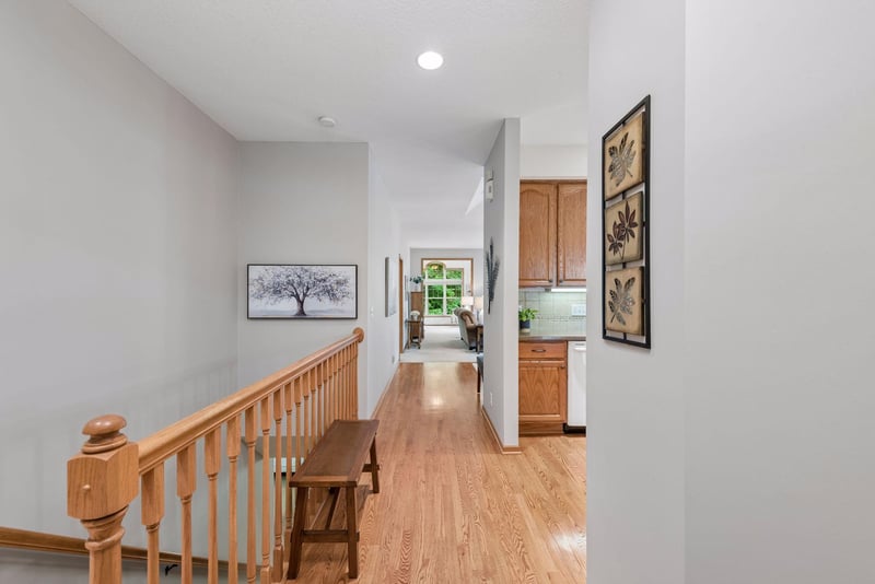 7156 Ballard Trl, Inver Grove Heights, MN 55077