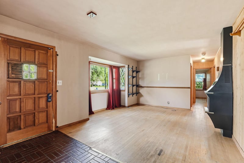 4608 Morris Ln, Bloomington, MN 55437