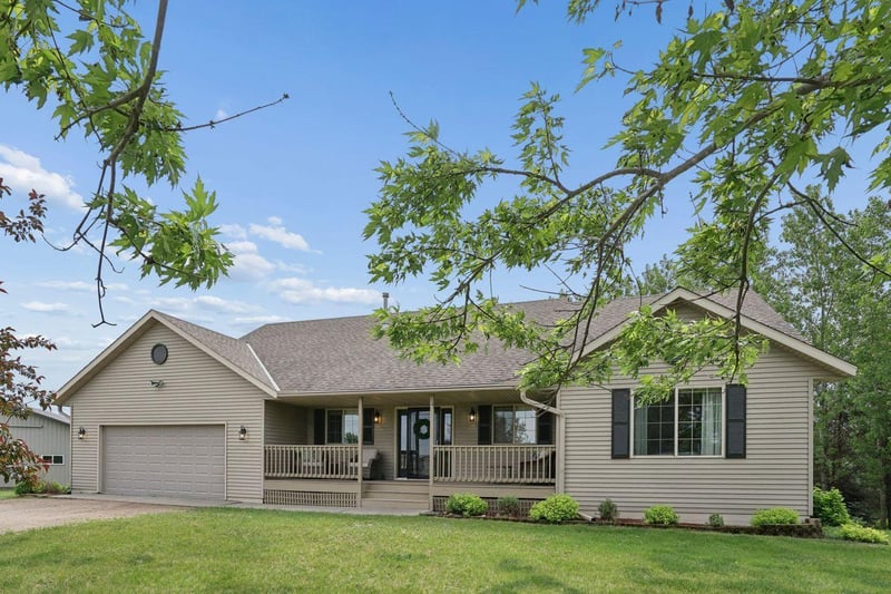 21022 Fruitwood Rd, Richmond, MN 56368