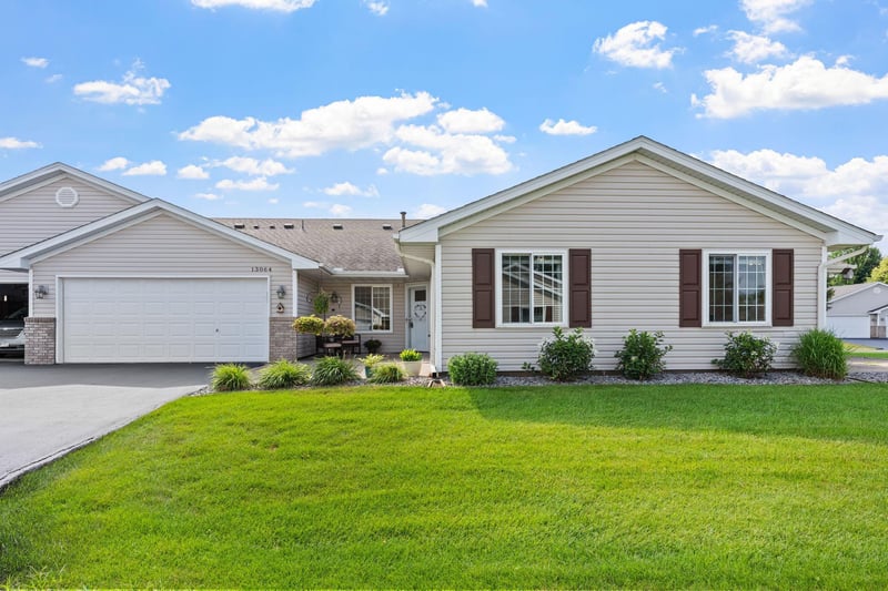 13064 Brookside Ln N, Rogers, MN 55374