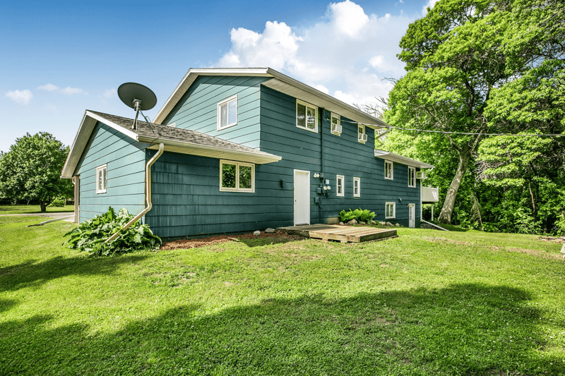 15984 Shelly Dr, Little Falls, MN 56345