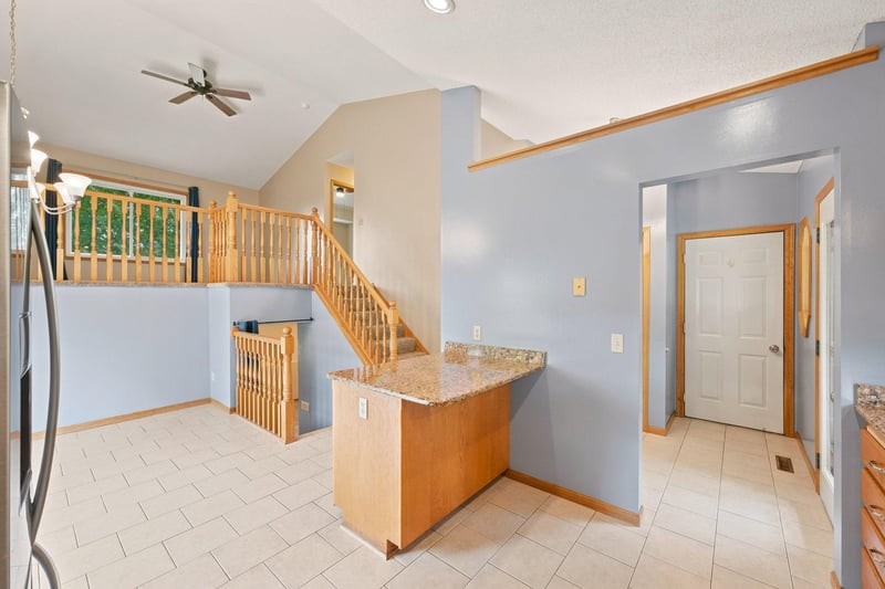 1575 Fountain Ln, Waconia, MN 55387
