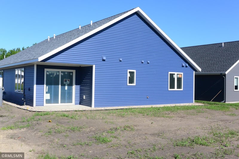 1506 Elsie Dr N, Glencoe, MN 55336