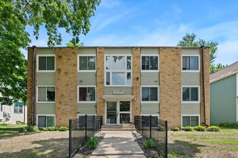 3521 12th Ave S, Minneapolis, MN 55407