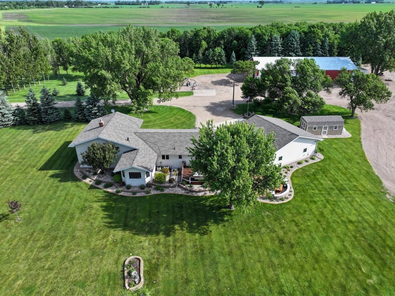 16824 State Highway 9, Norcross, MN 56274