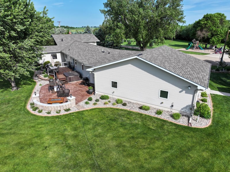 16824 State Highway 9, Norcross, MN 56274
