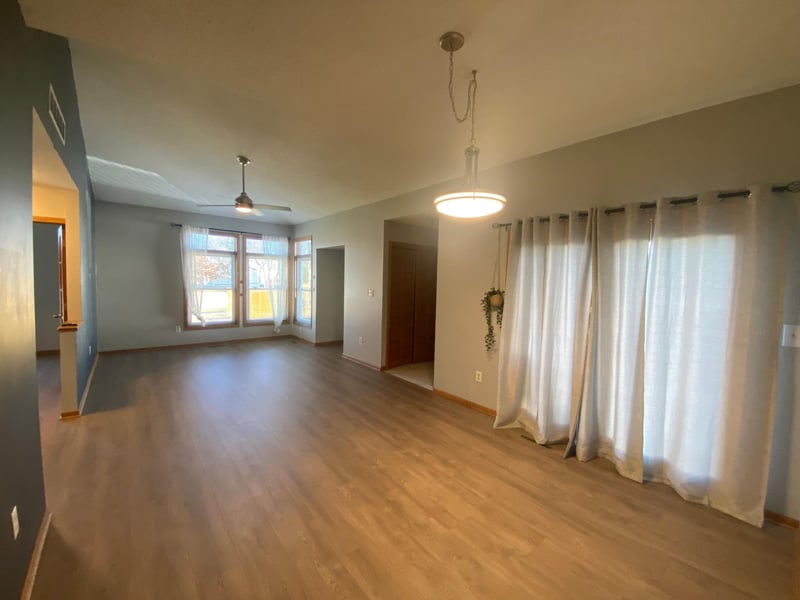 2217 Valleyhigh Dr NW, Rochester, MN 55901