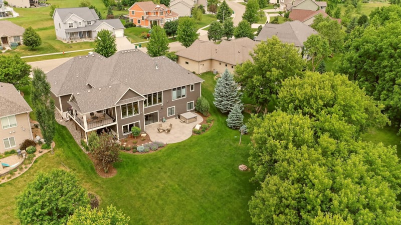 2022 Shannon Oaks Blvd NE, Rochester, MN 55906