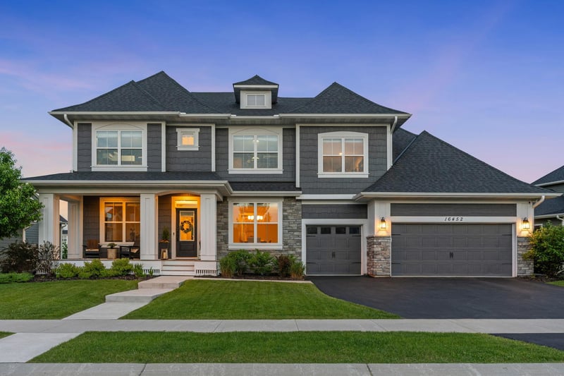 16452 Duluth Trl, Lakeville, MN 55044