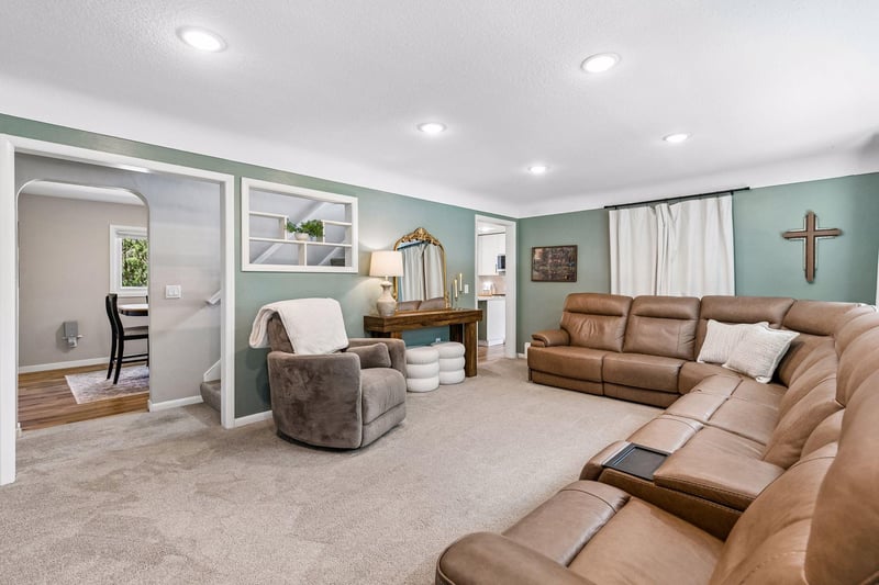 23495 Water St, Hampton, MN 55031