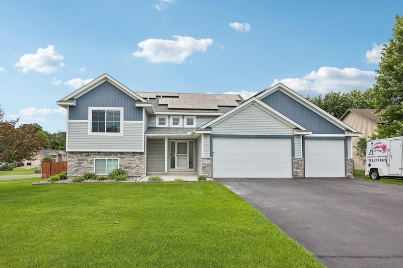 2853 234th Ln NW, Saint Francis, MN 55070