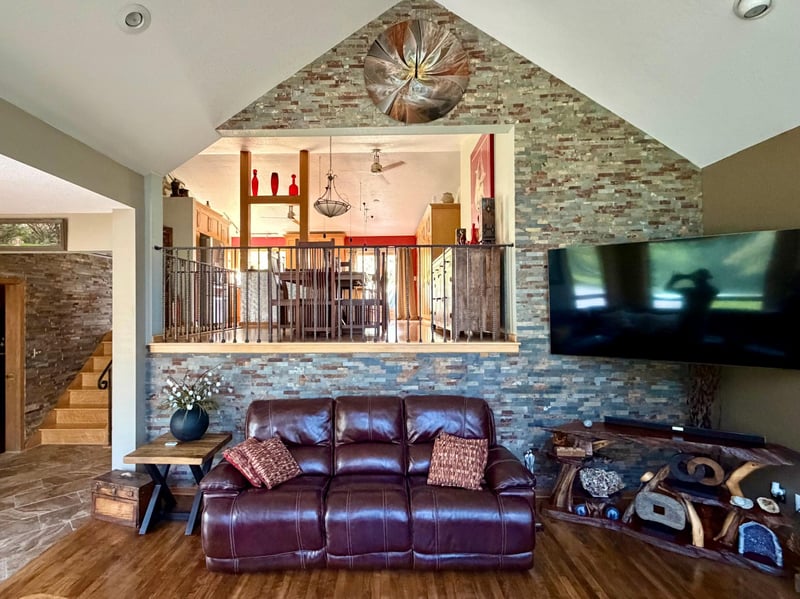 175 6th Ln NE, Oronoco, MN 55960