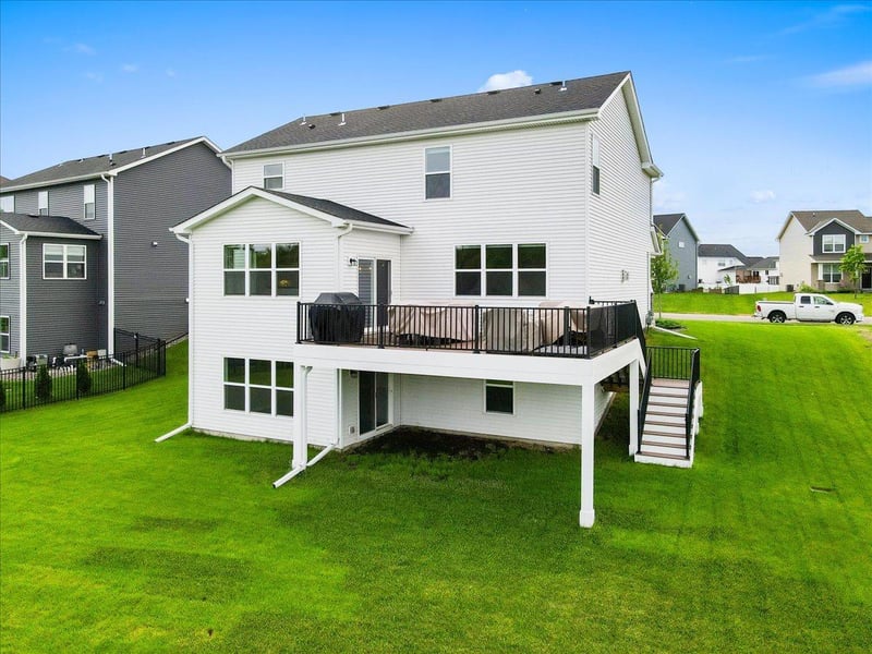 235 4th St NW, Delano, MN 55328