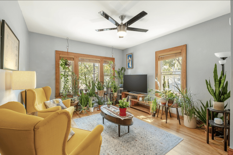 2701 Harriet Ave #202, Minneapolis, MN 55408