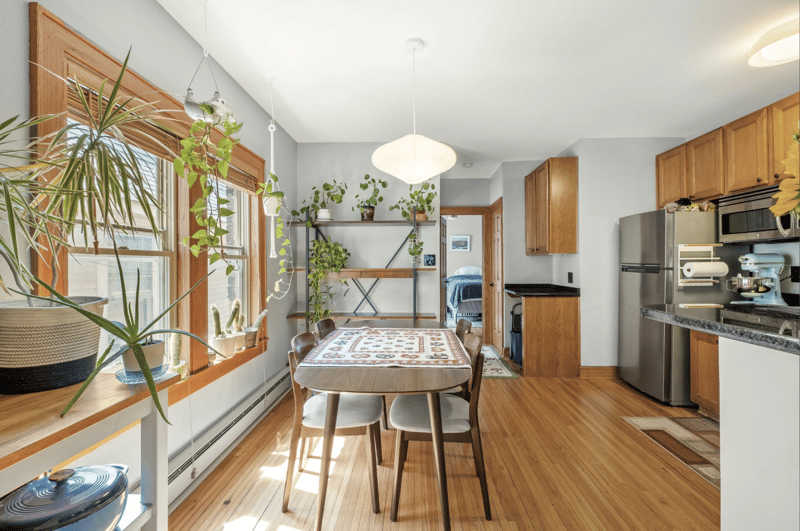 2701 Harriet Ave #202, Minneapolis, MN 55408