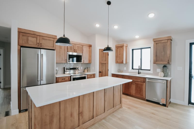 348 Highlands Ave, Zumbrota, MN 55992