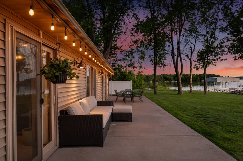 28310 Lakewood Dr NW, Isanti, MN 55040