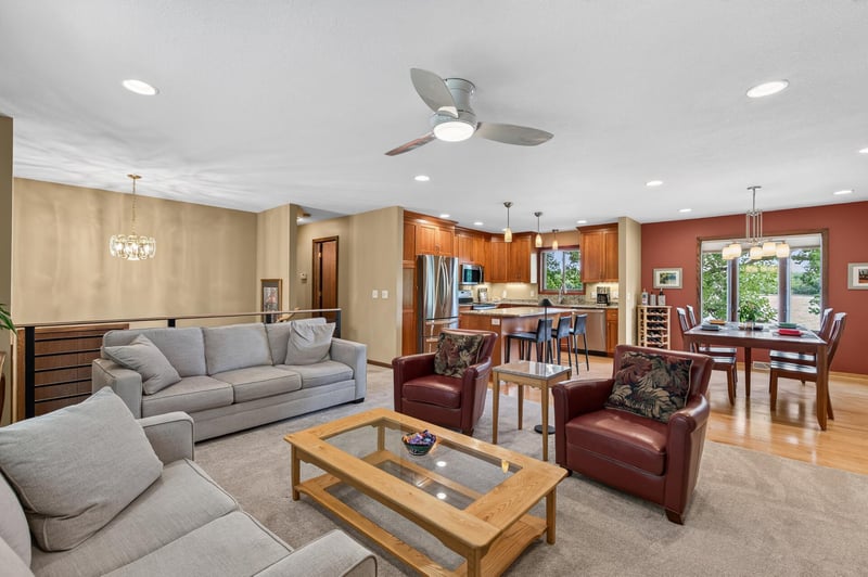 7183 Birchview Rd, Maple Grove, MN 55369