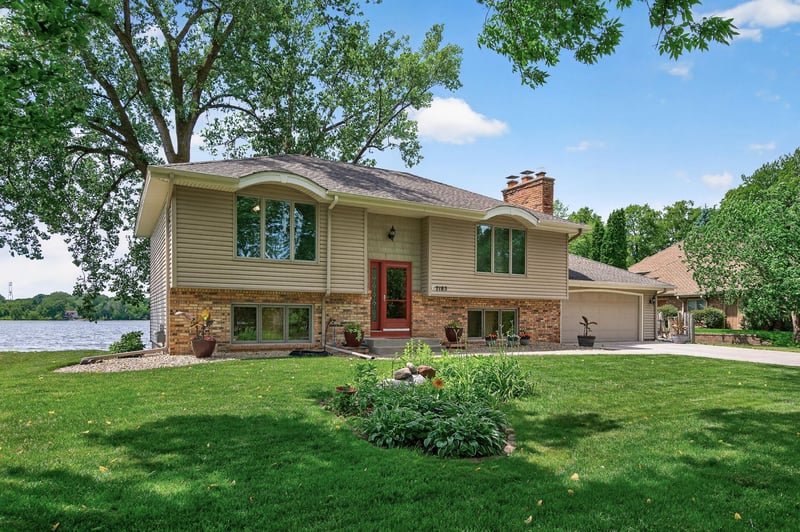 7183 Birchview Rd, Maple Grove, MN 55369