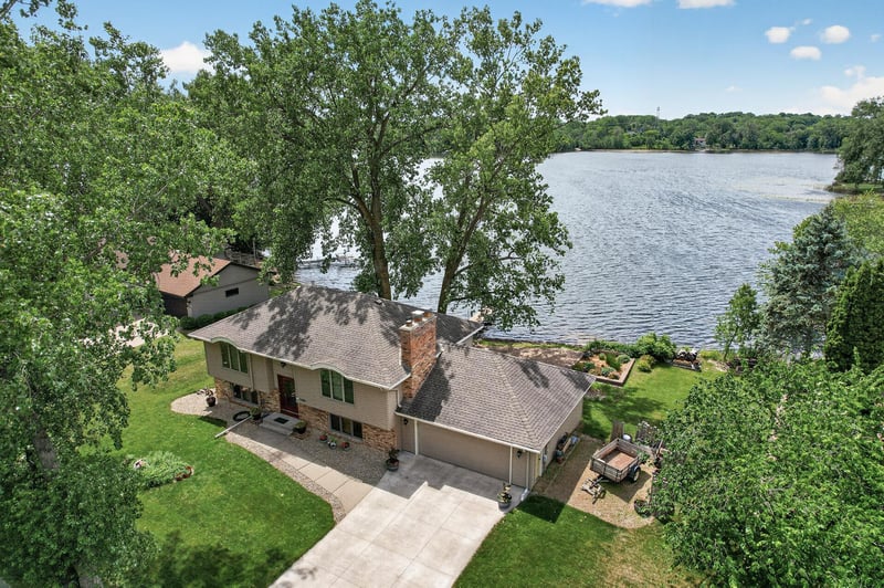 7183 Birchview Rd, Maple Grove, MN 55369