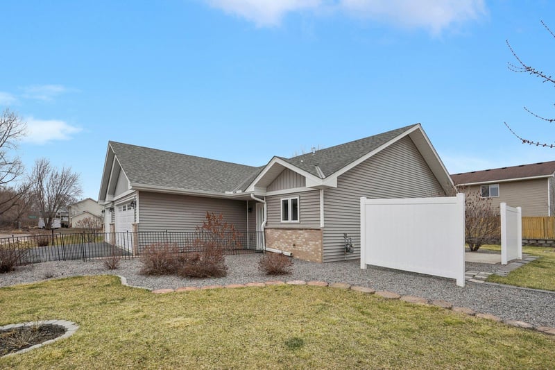 1076 244th Ave NE, East Bethel, MN 55005