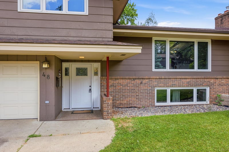 48 Winthrop St N, Saint Paul, MN 55119