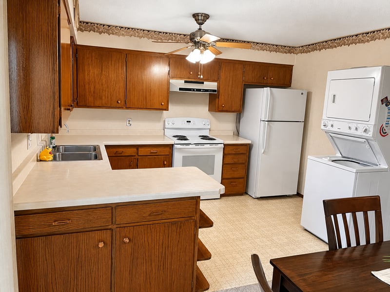 135 Dundee Ln, Waite Park, MN 56387