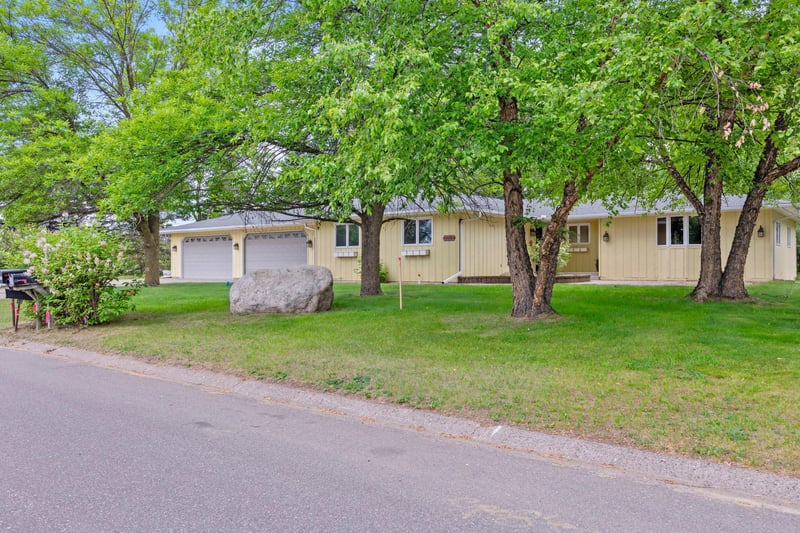 1332 2nd Ave SE #795, Cambridge, MN 55008