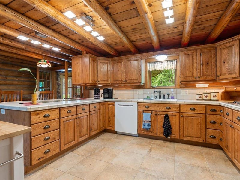 23729 Cooley Dr, Brainerd, MN 56401