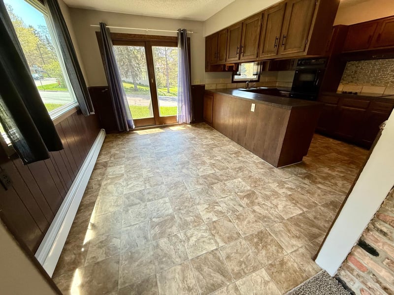 911 2nd Ave, Buffalo, MN 55313