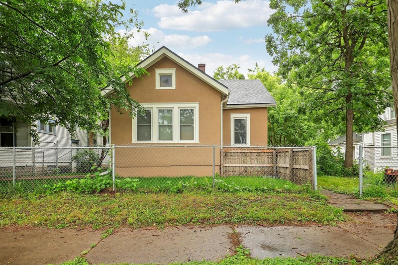 1815 25th Ave N, Minneapolis, MN 55411