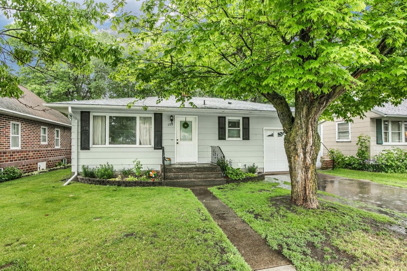 109 1st Ave NE, Pierz, MN 56364