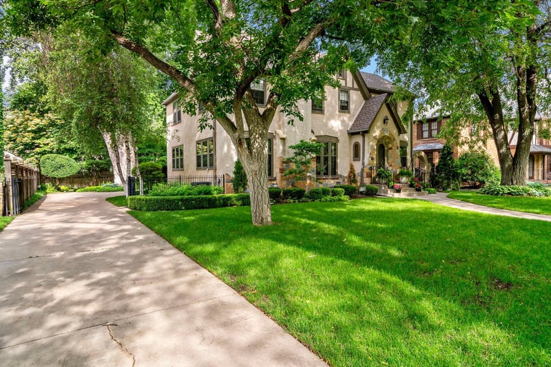 4504 Moorland Ave, Edina, MN 55424