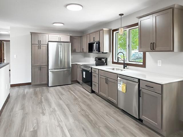 311 S Park St, Hendricks, MN 56136