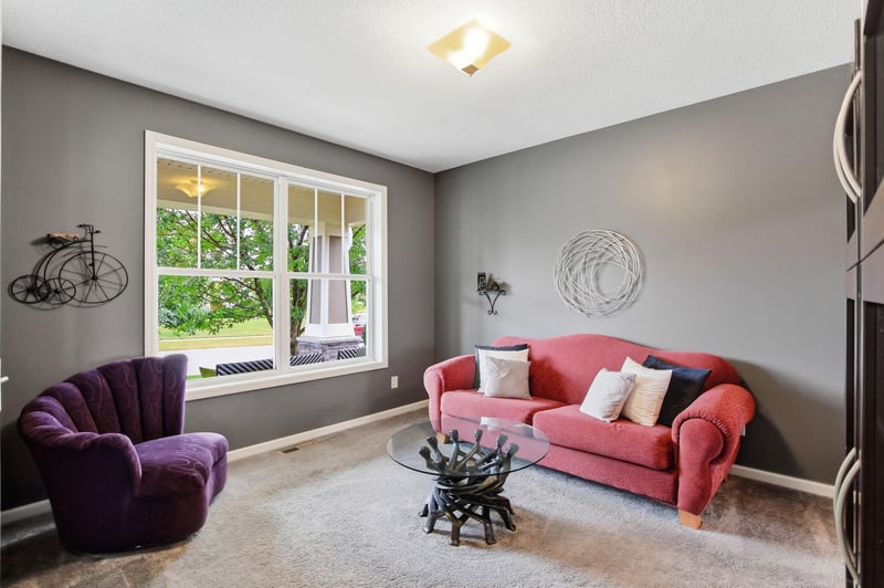 16768 Draft Horse Blvd, Lakeville, MN 55044