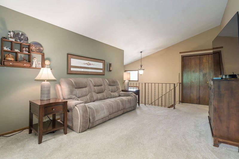 1794 17th Ave NW, New Brighton, MN 55112