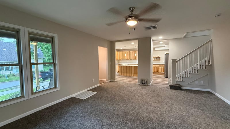 212 N Murphy St, Lake Crystal, MN 56055