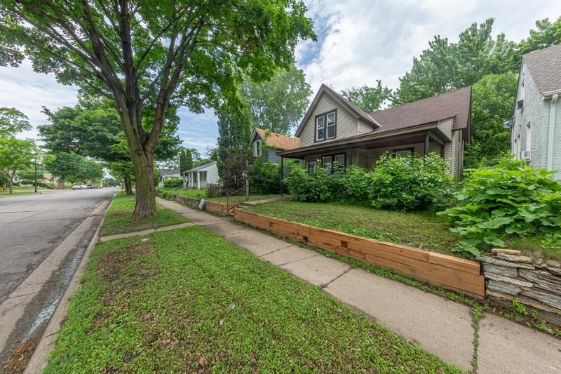 1855 Maryland Ave E, Saint Paul, MN 55119